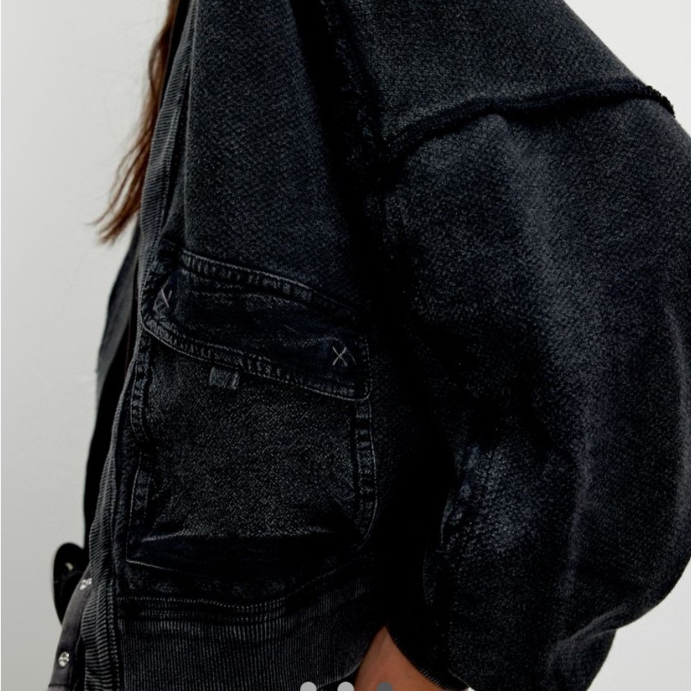 Free people washed black jacket/cardigan size L - Picture 2 of 6